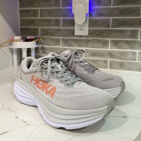 Hoka Bondi 8 Running Shoes. Women’s Size 8.5B Color Gray. - Picture 2 of 11